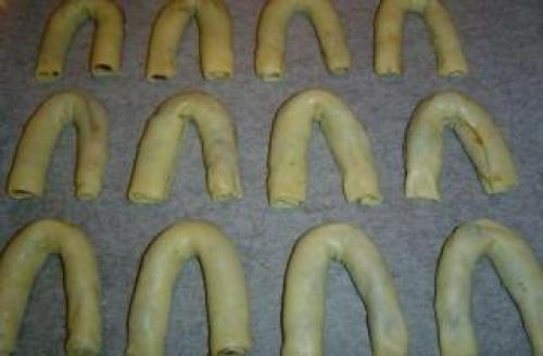 Деревенские кифлики?   Кифлики - это песочные подковы, называемые в деревнях. 06