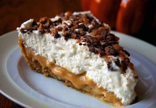 Восхитительный банановый торт Боноффи без выпечки. Восхитительный банановый торт Боноффи без выпечки.