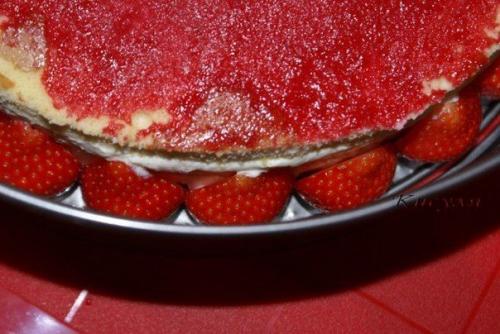 Клубнично - малиновый торт. 03