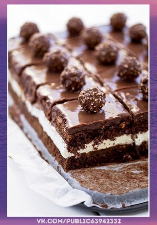 Гости за одну минуту слопают. 01