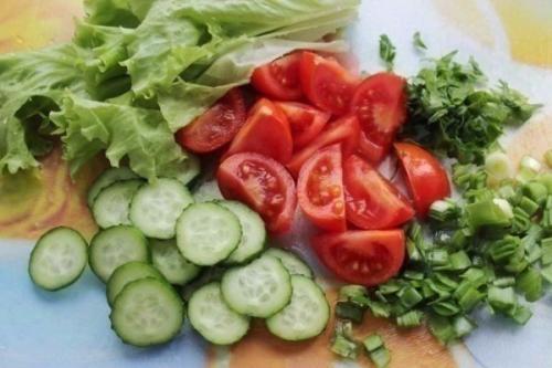 ЭТО ФАКТ!  Свекла лечит не хуже лекарств!   1, 5 кг очищенной свёклы порезать на 4-5 частей каждую и залить 2 л горячей воды. 03