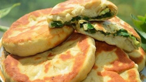 Пирожки с зеленым луком и яйцом. Пирожки с зеленым луком и яйцом.