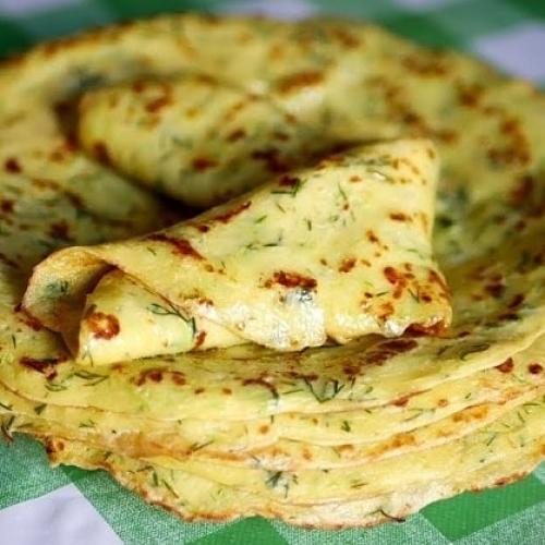 Тонкие блинчики из кабачков с начинкой.