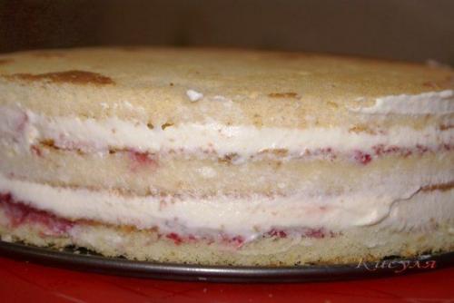Клубнично - малиновый торт. 01