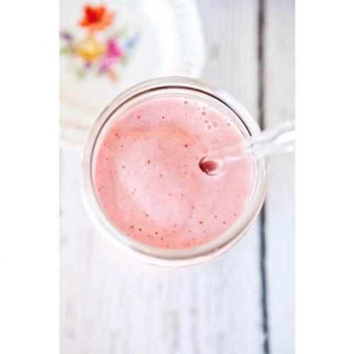 Сливочный клубничный коктейль. 03