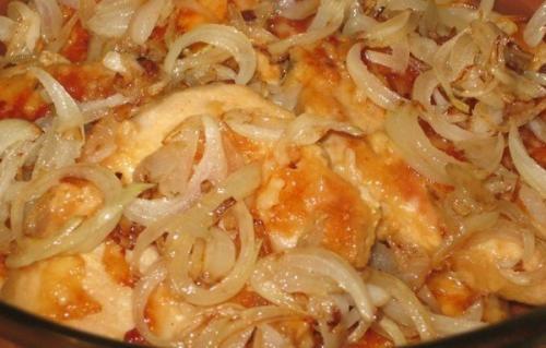 Свинина жареная с луком - вкусное, нежное, сочное мясо.