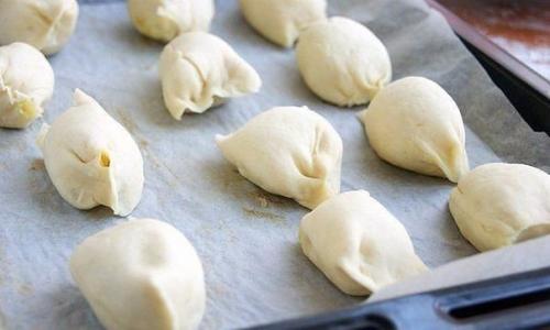 Эти пирожки - просто что-то невероятное. 04