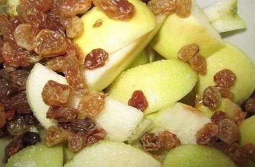 Яблочный штрудель.  Ингредиенты: 03