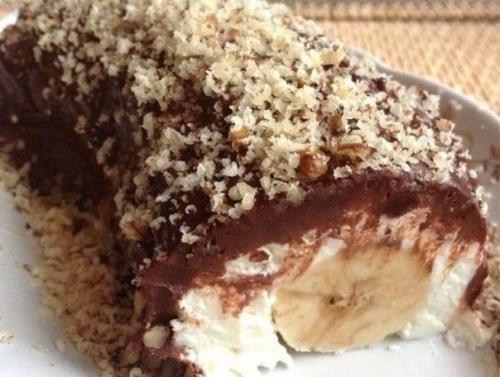 Банан под шубой - вкусный и простой десерт.