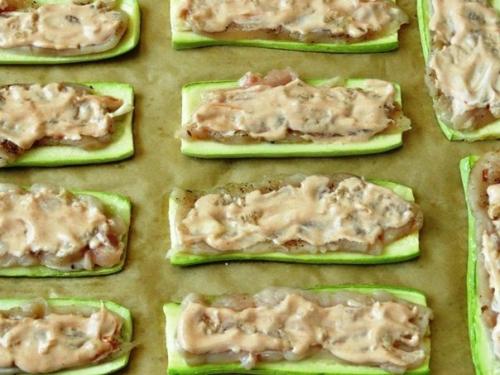 Кабачковые рулетики?   Ингредиенты: 06