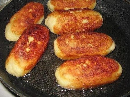 Сосиски в картошке?  Ингредиенты: 04