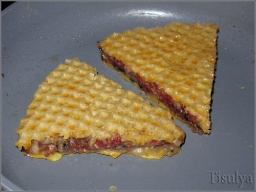 Треугольные котлетки.  Ингредиенты: 03