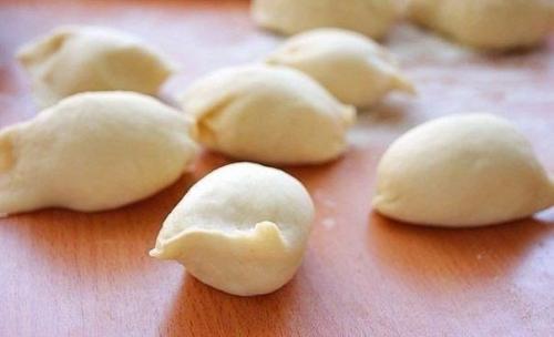 Эти пирожки - просто что-то невероятное. 03