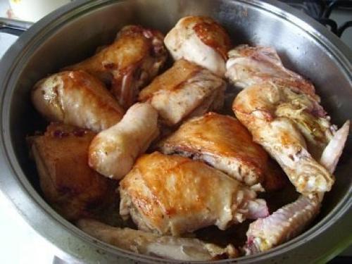 Ароматная курица с кабачками в соусе. 01