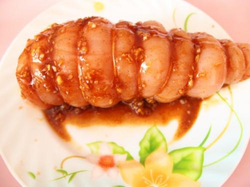 Куриная пастрома.   Куриная пастрома - это прекрасная замена напичканным химией магазинным мясным изделиям и просто замечательная закуска. 05