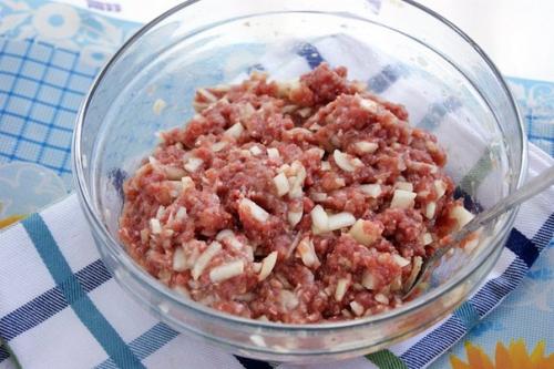 Домашние чебуреки. Понадобится: 04 Домашние чебуреки. Понадобится: 04