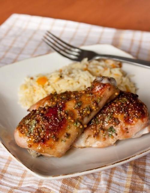 Курица в медово - горчичном маринаде.