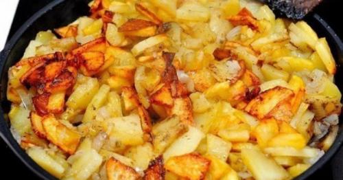 Всеми любимая жареная картошечка.