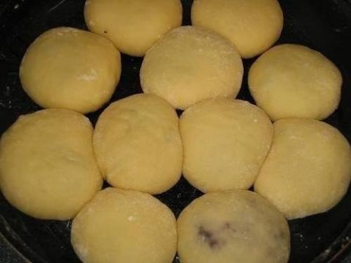 Булочки с наполнителем и посыпкой. 01