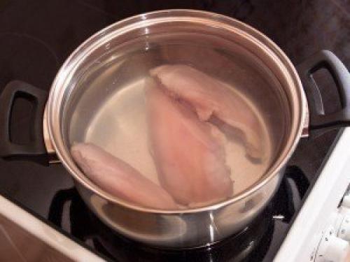 Сырный суп.  Сырный суп, незаменим в промозглую погоду, отведав его на душе становится теплее. 02