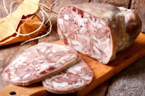 Сальтисон из свиной рульки.