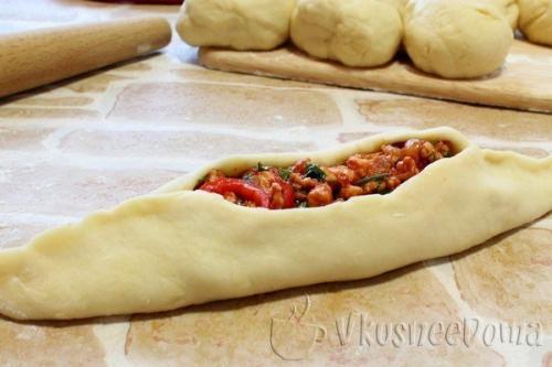 Пицца турецкая - Pide с мясом и с сыром. 07