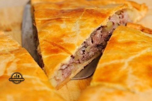 Нежный пирог с мясом.
