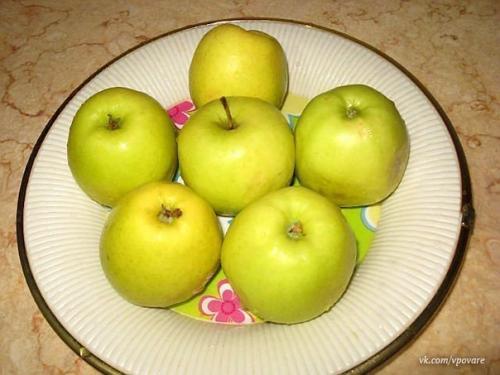 Шарлотка.  Самая классическая и вкуснейшая шарлотка! 01