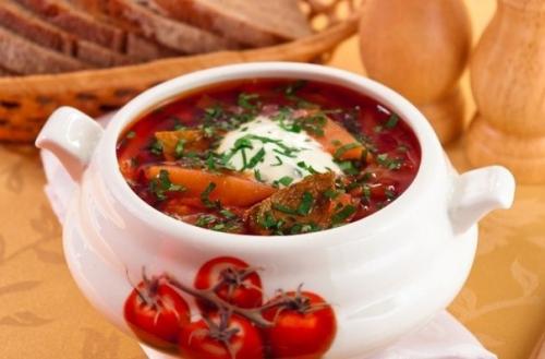 Борщ.  Ингредиенты:  1 кг говядины (или свинины).