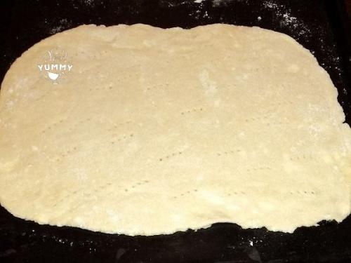 Гречневое печенье С яблоком. 200 ккал мука гречневая 125 г яблоко 2 шт средних отруби овсяные 1 ст. л. можно любые другие масло оливковое 1 ч. л. 02