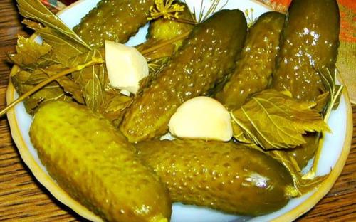 Солёные огурцы 
