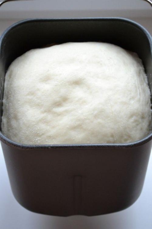 Порционный пирог с сыром и колбасой. 01