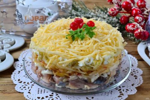 Новогодний салат Селедка под Снегом.