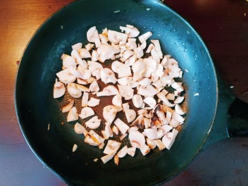 Галантин из курицы с грибами. 04