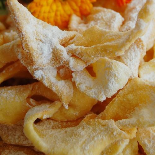 Хворост на кефире. 02