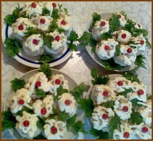 Фаршированные яйца.  25 вариантов начинки.