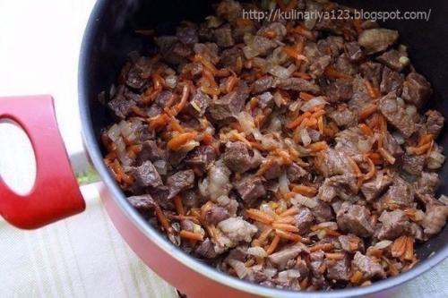 Картошечка, тушенная с мясом. 03