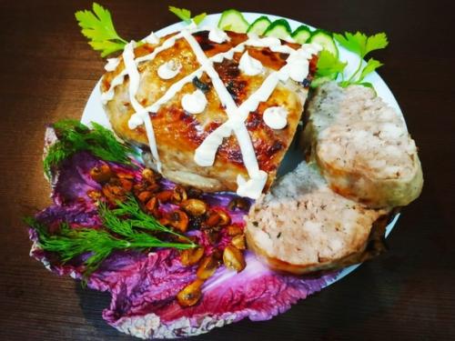 Галантин из курицы с грибами.

