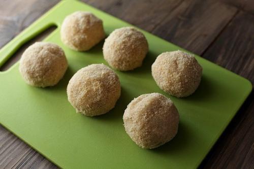 Котлеты рыбные из соусом. 05