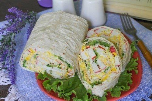 Рулет из лаваша с крабовыми палочками. 07 Рулет из лаваша с крабовыми палочками. 07