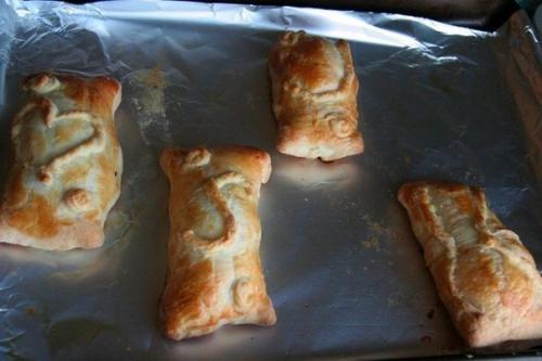 Пирожки с курицей и сливочным сыром. 06