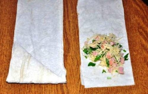 Нет ничего проще чем приготовить эти замечательные и сытные пирожки. 03