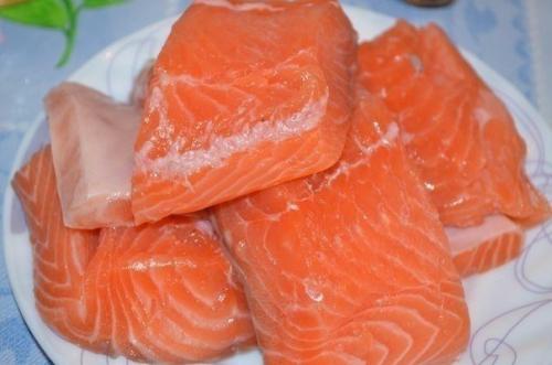 Семга в сливочно - чесночном соусе. 01