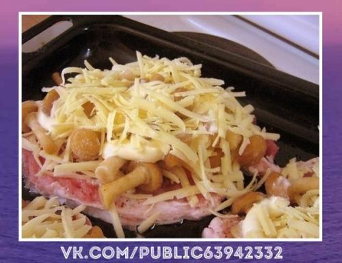 Праздничный рецепт.  Мясо по-купечески (с грибами. 06