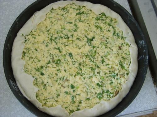 Вкуснейший пирог.  Ингредиенты (конечно, все зависит от формы, в которой запекать; я беру для 25-сантиметровой: 04