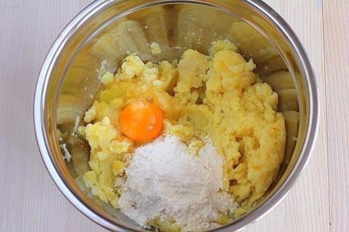 Картофельные зразы с грибами. 01