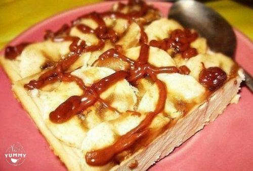 Ваши ресницы длиннее и гуще сделайте?