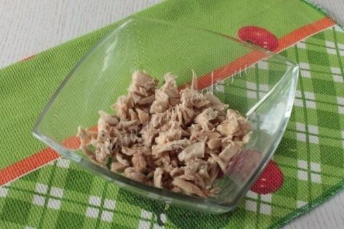 Салат с ананасами, курицей и грибами. 03 Салат с ананасами, курицей и грибами. 03