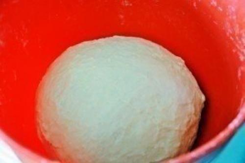 Хачапури по-аджарски.  Ингредиенты: 01