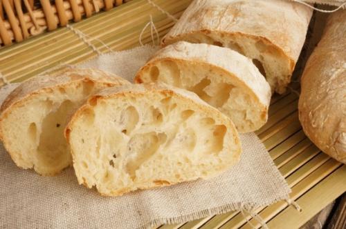 Чиабатта в духовке.  Ингредиенты: